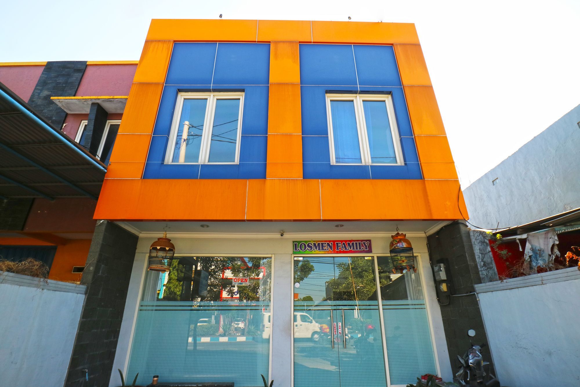 Losmen Family Syariah Bypass Juanda Mitra Reddoorz Brebek Zewnętrze zdjęcie